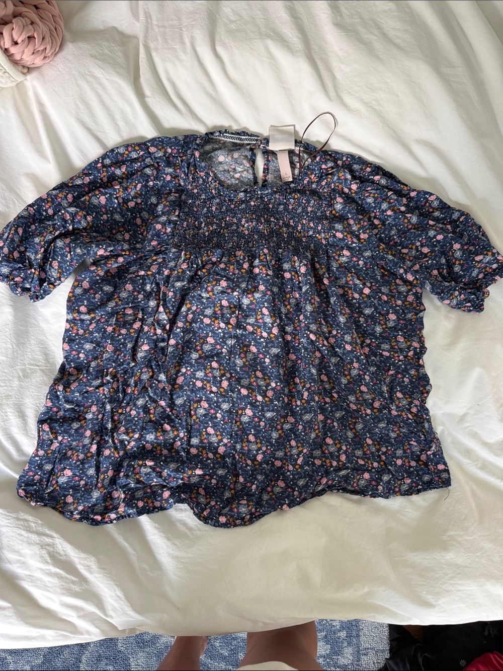 Knox Rose Navy Floral Smocked Puff-Sleeve Blouse